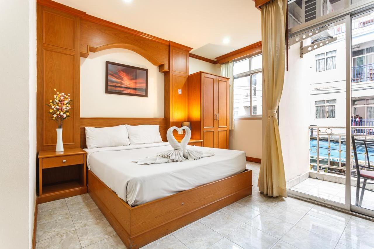 Oyo 739 Presley Guesthouse Phuket Patong Extérieur photo